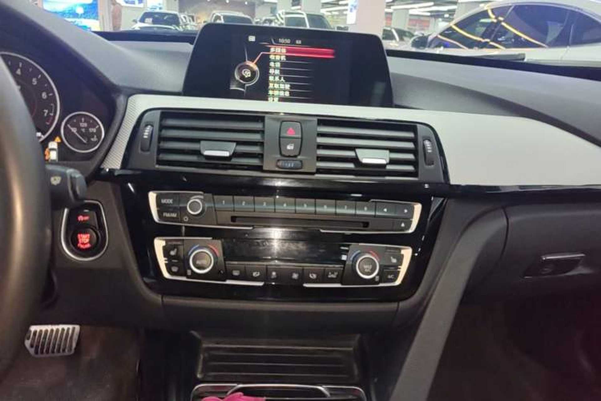 Used BMW 3 Series GT 2017 320i M Sport Audio And AC Panel