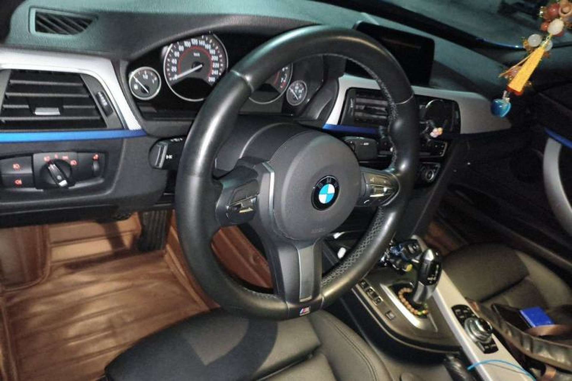 Used BMW 3 Series GT 2017 320i M Sport Center Console