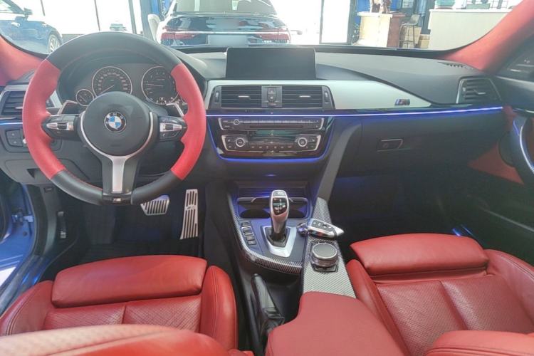 Used BMW 3 Series GT 2017 330i xDrive M Sport Center Console