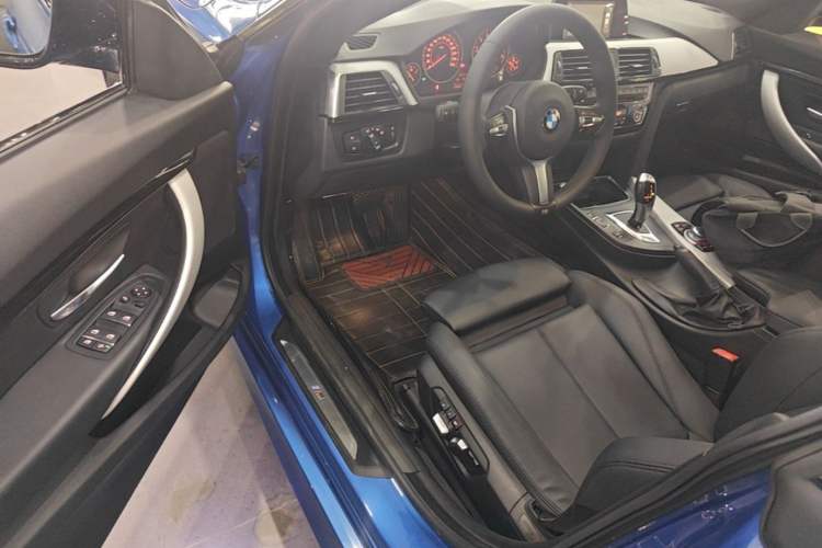 Used BMW 3 Series GT 2017 320i M Sport Driver Seat