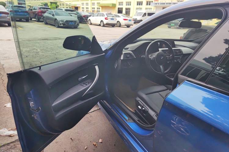 Used BMW 3 Series GT 2017 320i M Sport Driver Seat