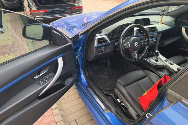 Used BMW 3 Series GT 2017 320i M Sport Driver Seat