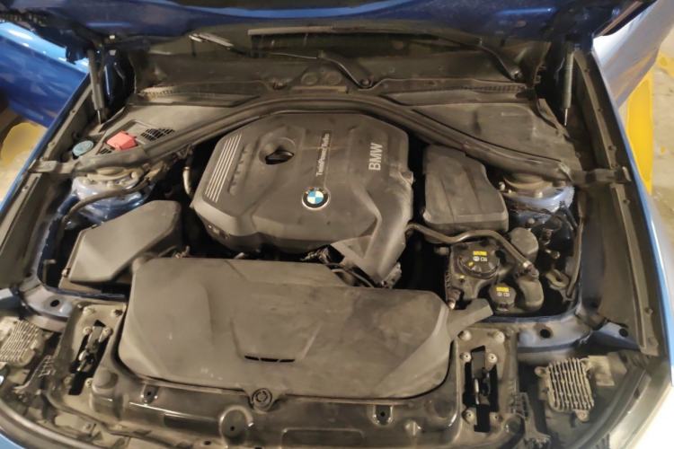 Used BMW 3 Series GT 2017 320i M Sport Engine Bay