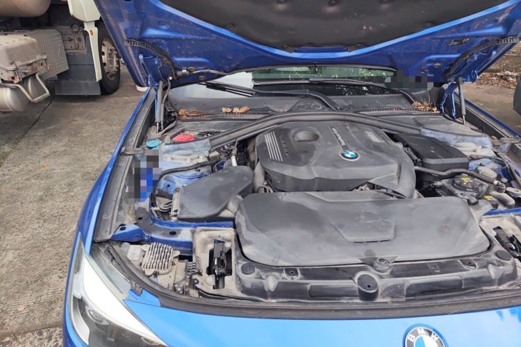 Used BMW 3 Series GT 2017 320i M Sport Engine Bay Right