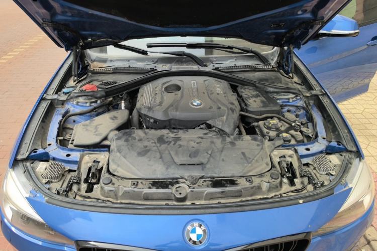 Used BMW 3 Series GT 2017 320i M Sport Engine Bay