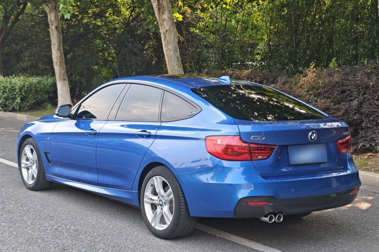 Used BMW 3 Series GT 2017 320i M Sport Exterior 10
