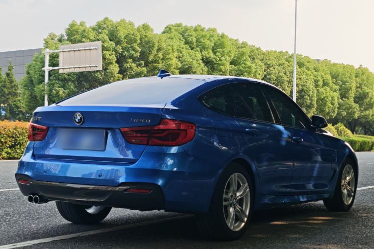 Used BMW 3 Series GT 2017 320i M Sport Exterior 11