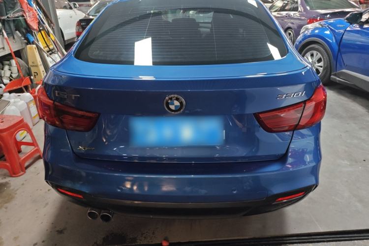 Used BMW 3 Series GT 2017 330i xDrive M Sport Exterior 4