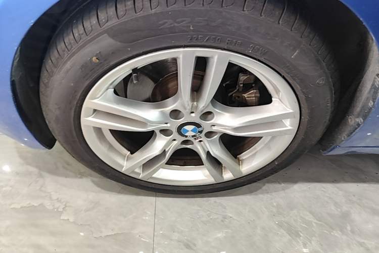 Used BMW 3 Series GT 2017 330i xDrive M Sport Exterior 4