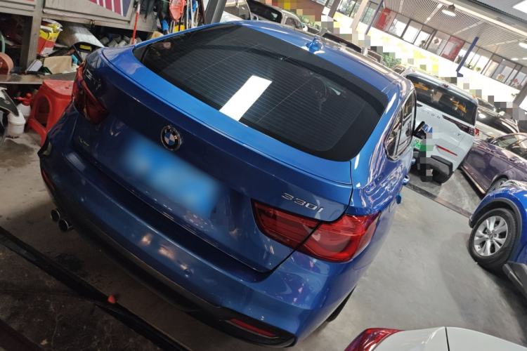 Used BMW 3 Series GT 2017 330i xDrive M Sport Exterior 5