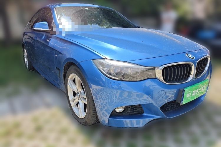Used BMW 3 Series GT 2017 320i M Sport Front Right 45 Deg