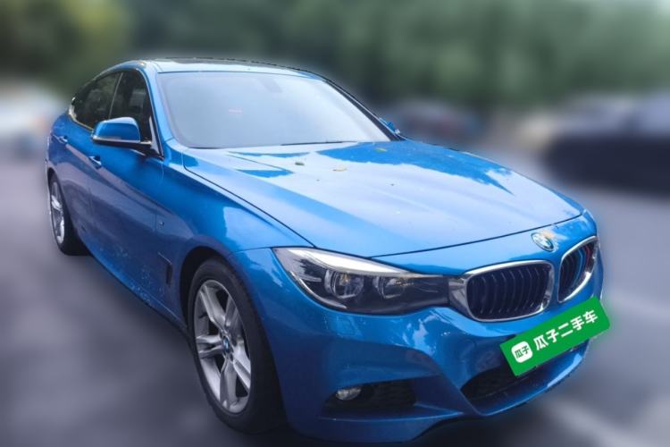 Used BMW 3 Series GT 2017 330i xDrive M Sport Front Right 45 Deg