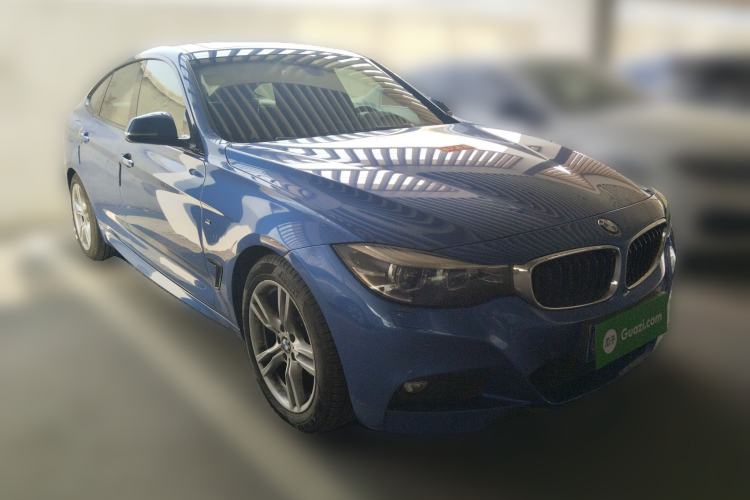Used BMW 3 Series GT 2017 330i xDrive M Sport Front Right 45 Deg