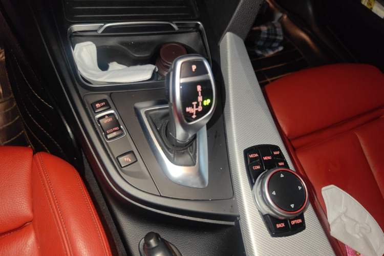 Used BMW 3 Series GT 2017 330i xDrive M Sport Gear Lever