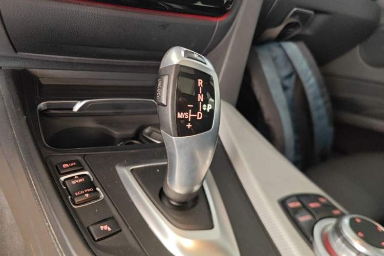 Used BMW 3 Series GT 2017 320i M Sport Gear Lever