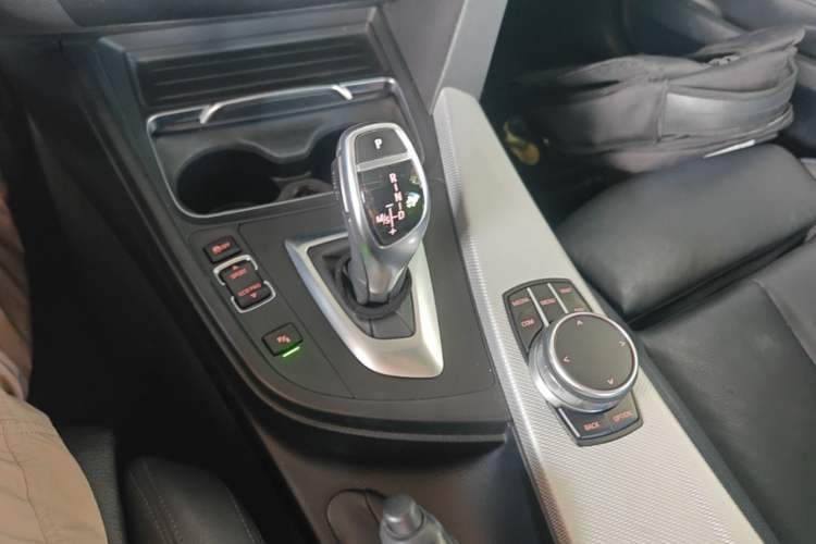 Used BMW 3 Series GT 2017 330i xDrive M Sport Gear Lever
