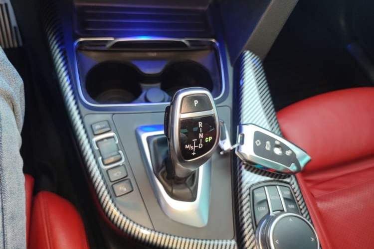 Used BMW 3 Series GT 2017 330i xDrive M Sport Gear Lever