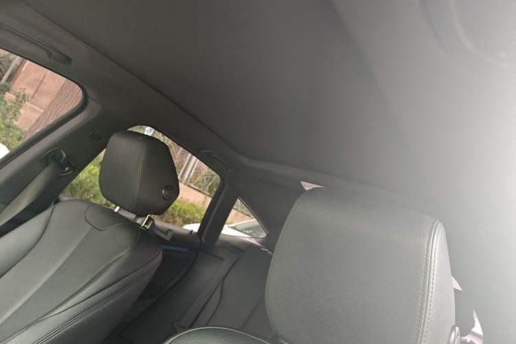 Used BMW 3 Series GT 2017 320i M Sport Headliner
