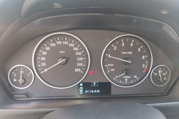 Used BMW 3 Series GT 2017 320i Sport Edition Instrument Cluster