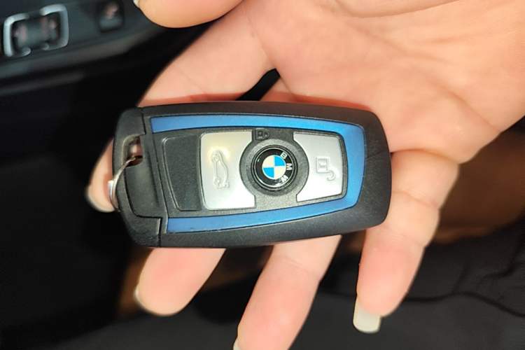 Used BMW 3 Series GT 2017 330i xDrive M Sport Interior 1