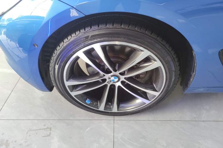 Used BMW 3 Series GT 2017 330i xDrive M Sport Left Front Wheel Hub