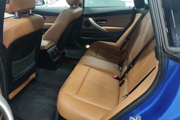Used BMW 3 Series GT 2017 320i M Sport Left Rear Seat