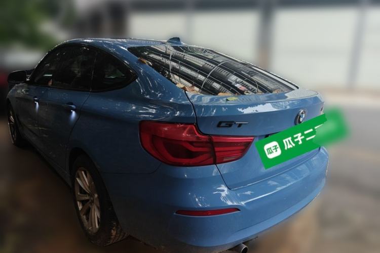 Used BMW 3 Series GT 2017 320i Sport Edition Rear Left 45 Deg