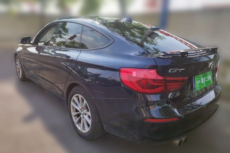 Used BMW 3 Series GT 2017 320i Sport Edition Rear Left 45 Deg