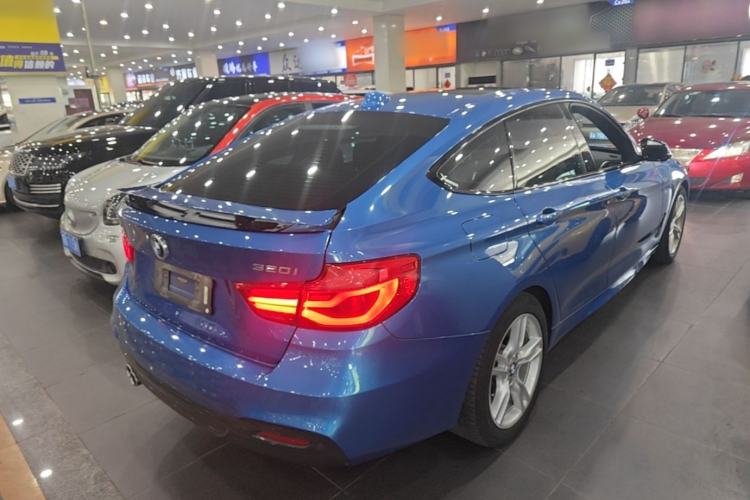 Used BMW 3 Series GT 2017 320i M Sport Rear Right 45 Deg