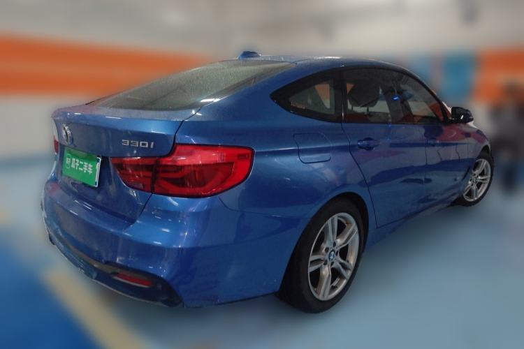 Used BMW 3 Series GT 2017 330i xDrive M Sport Rear Right 45 Deg