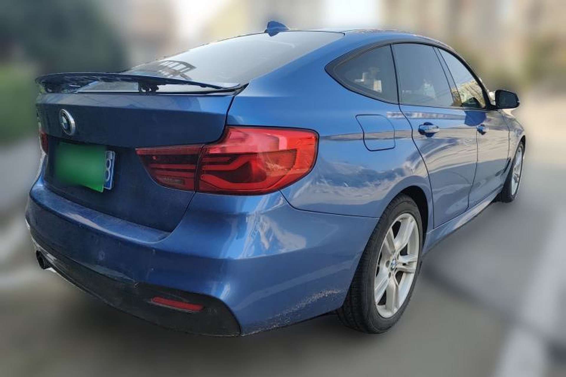 Used BMW 3 Series GT 2017 320i M Sport Rear Right 45 Deg