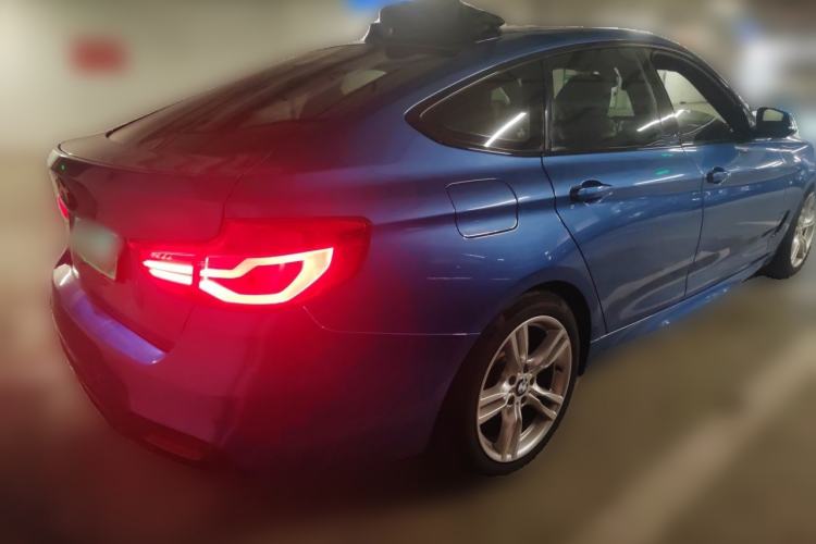 Used BMW 3 Series GT 2017 320i M Sport Rear Right 45 Deg