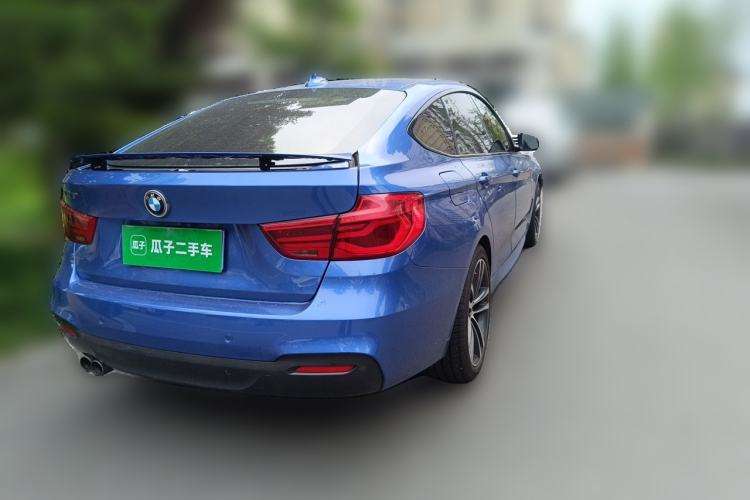 Used BMW 3 Series GT 2017 320i M Sport Rear Right 45 Deg