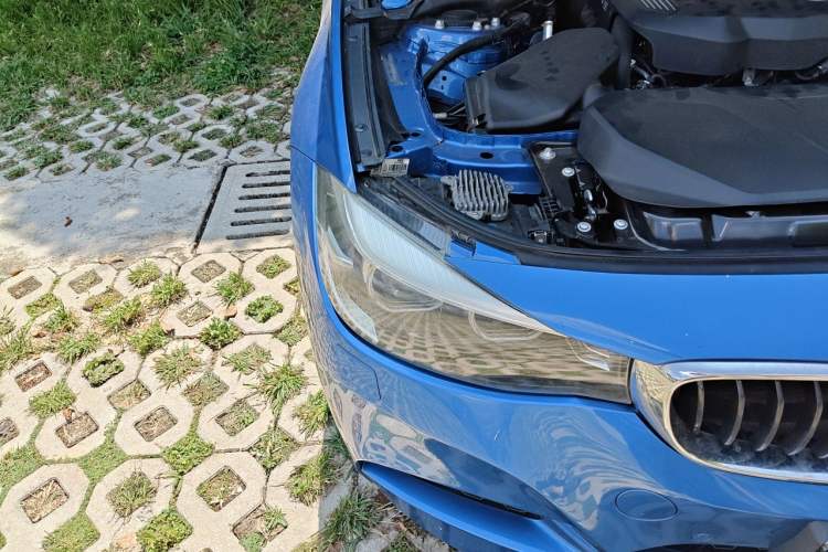 Used BMW 3 Series GT 2017 320i M Sport Right Front Headlight