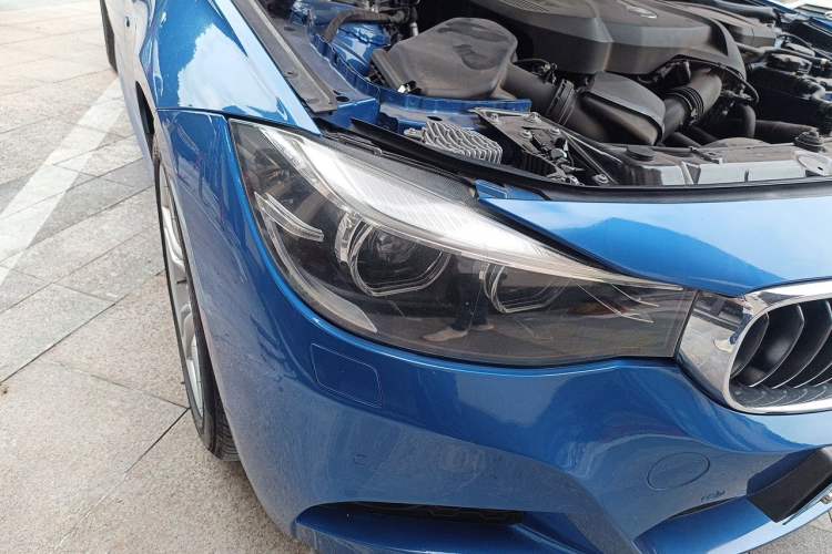 Used BMW 3 Series GT 2017 320i M Sport Right Front Headlight