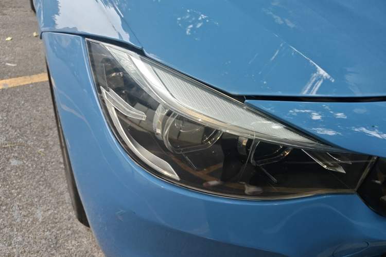Used BMW 3 Series GT 2017 320i Sport Edition Right Front Headlight
