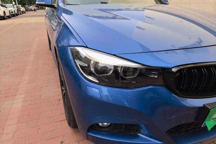 Used BMW 3 Series GT 2017 320i M Sport Right Front Headlight