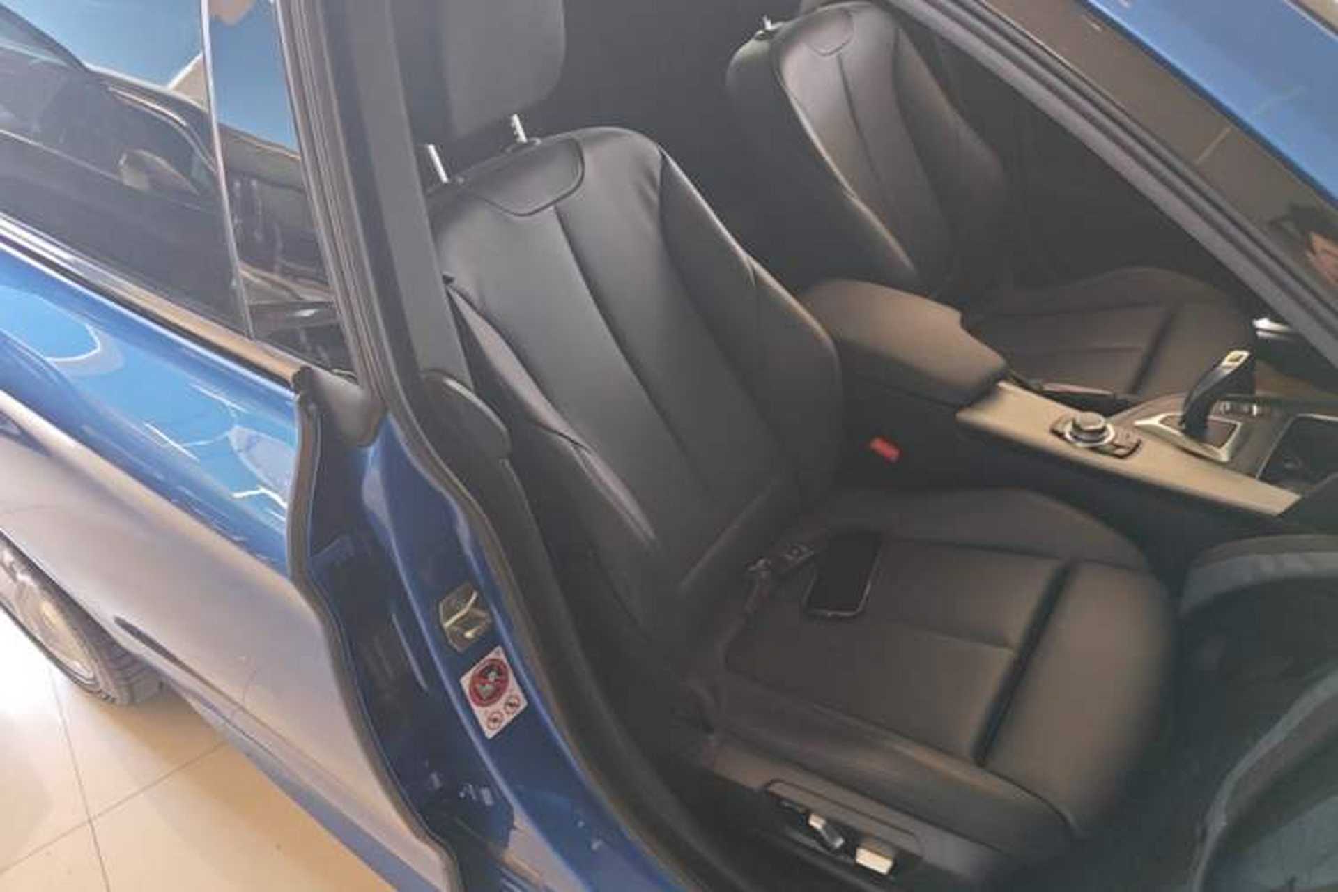 Used BMW 3 Series GT 2017 320i M Sport Right Front Seat