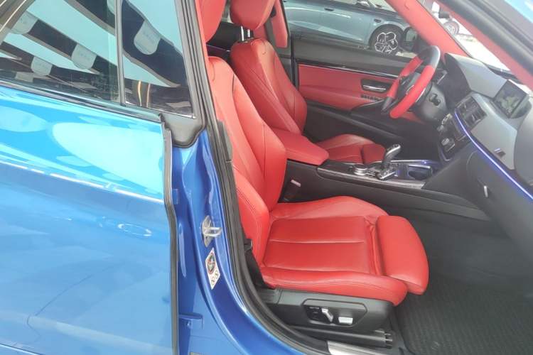 Used BMW 3 Series GT 2017 330i xDrive M Sport Right Front Seat