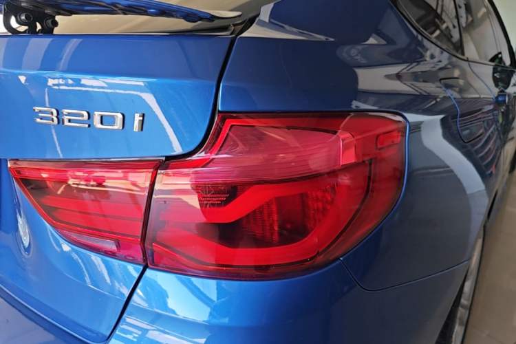 Used BMW 3 Series GT 2017 320i M Sport Right Rear Taillight