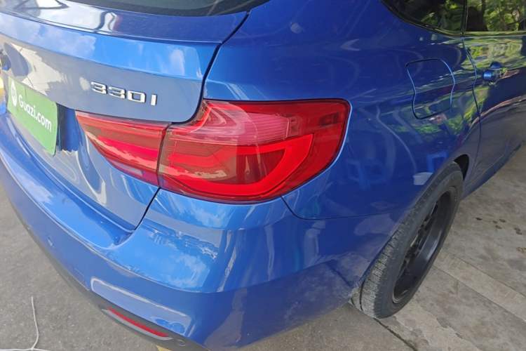 Used BMW 3 Series GT 2017 330i xDrive M Sport Right Rear Taillight