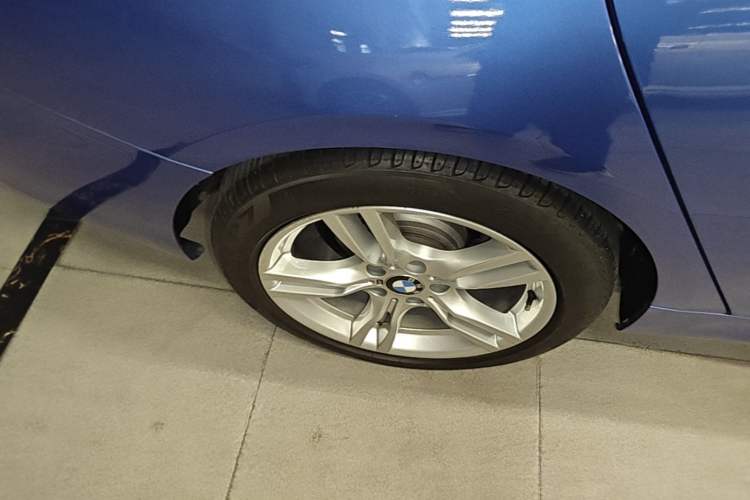 Used BMW 3 Series GT 2017 320i M Sport Right Rear Wheel Hub
