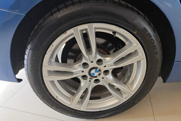 Used BMW 3 Series GT 2017 320i M Sport Right Rear Wheel Hub
