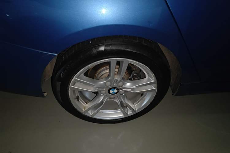 Used BMW 3 Series GT 2017 320i M Sport Right Rear Wheel Hub
