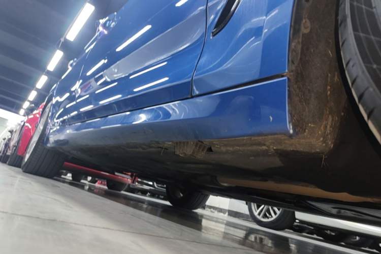 Used BMW 3 Series GT 2017 320i M Sport Right Side Sill