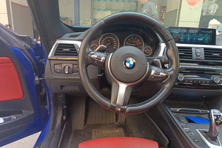 Used BMW 3 Series GT 2017 330i xDrive M Sport Steering Wheel
