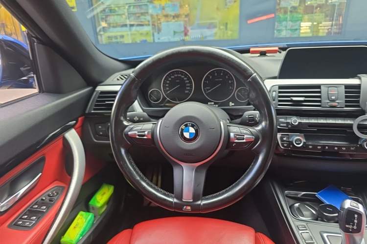 Used BMW 3 Series GT 2017 320i M Sport Steering Wheel