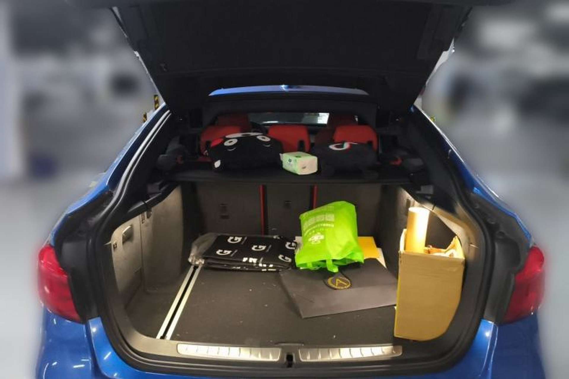 Used BMW 3 Series GT 2017 330i xDrive M Sport Trunk