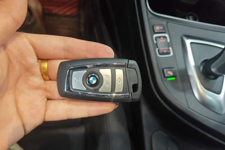 Used BMW 3 Series GT 2017 320i M Sport Vehicle Key