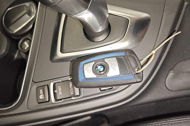Used BMW 3 Series GT 2017 320i M Sport Vehicle Key